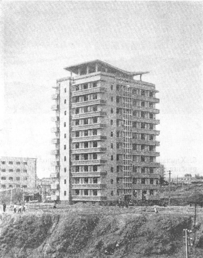Пхеньян. Жилой дом башенного типа. 60-е гг.