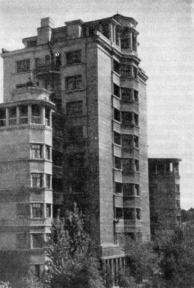 Киев. Жилой дом. Архит. И. Каракис. 1935 г.