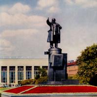 на каком вокзале выступал ленин на броневике. Смотреть фото на каком вокзале выступал ленин на броневике. Смотреть картинку на каком вокзале выступал ленин на броневике. Картинка про на каком вокзале выступал ленин на броневике. Фото на каком вокзале выступал ленин на броневике