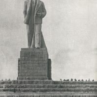 С.Д. Меркуров. В.И. Ленин. Монумент аванпорта  канала Москва-Волга (Гранит. 1937)