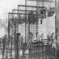 Монтаж арматурных стеновых блоков фундамента и щитов опалубки на строительстве гостиницы в Дорогомилове