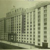 Дом СНК СССР в Москве. Вид здания с противоположной стороны Охотного ряда