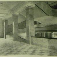 Дом СНК СССР в Москве. Главная лестница, площадка 2-го этажа