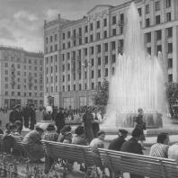 Москва. Советская площадь. Реконструирована в 1939 году